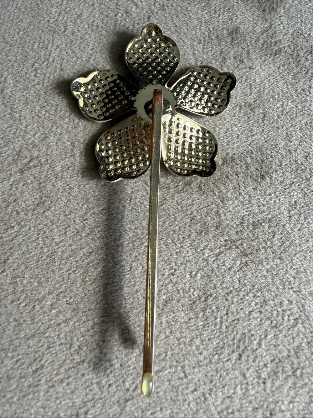 Cream Flower Bobby Pin Hair Clip with Pearl Center